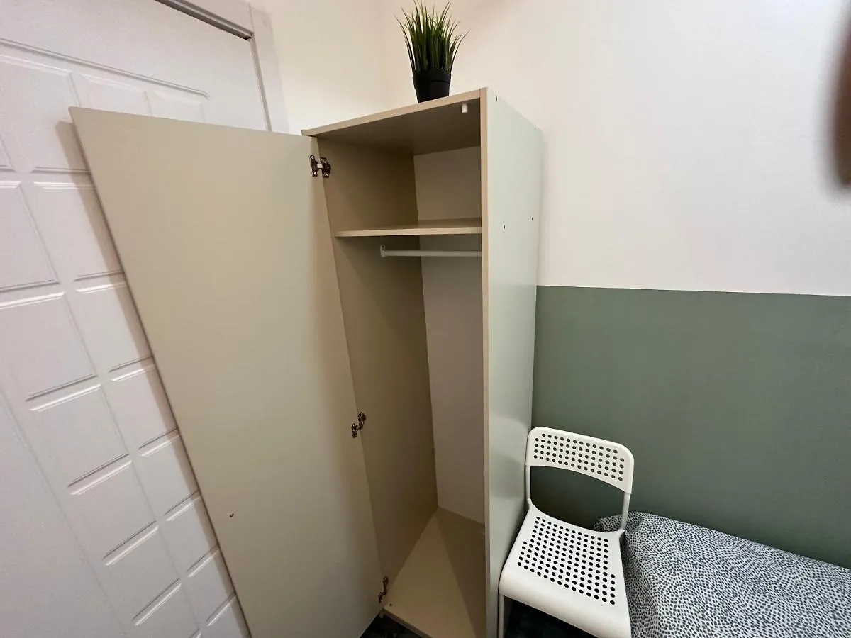 Beautiful Partition Room In Al Barsha 1 Near Metro Dubai 0*,