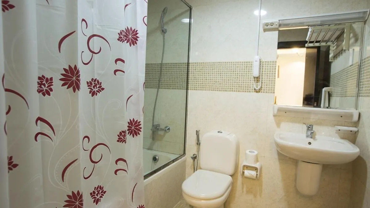 Beautiful Partition Room In Al Barsha 1 Near Metro Dubai Homestay